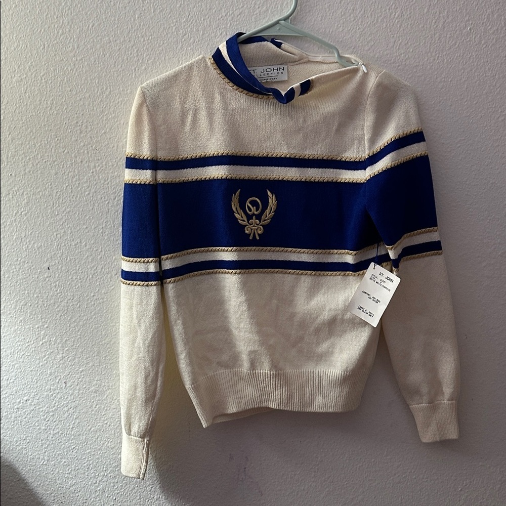 St. John Cream and Blue Sweater - Picture 4 of 7